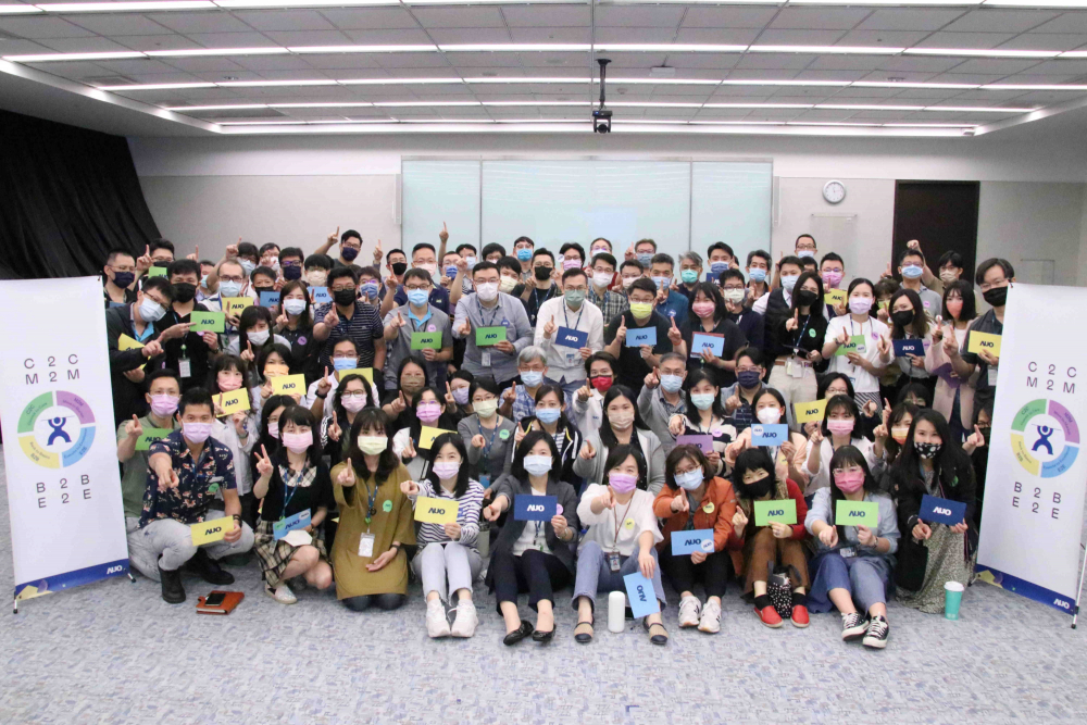 友達提供全球及集團輪調機會，支持同仁持續進修學習，致力為專業人才打造友善多元的職場環境