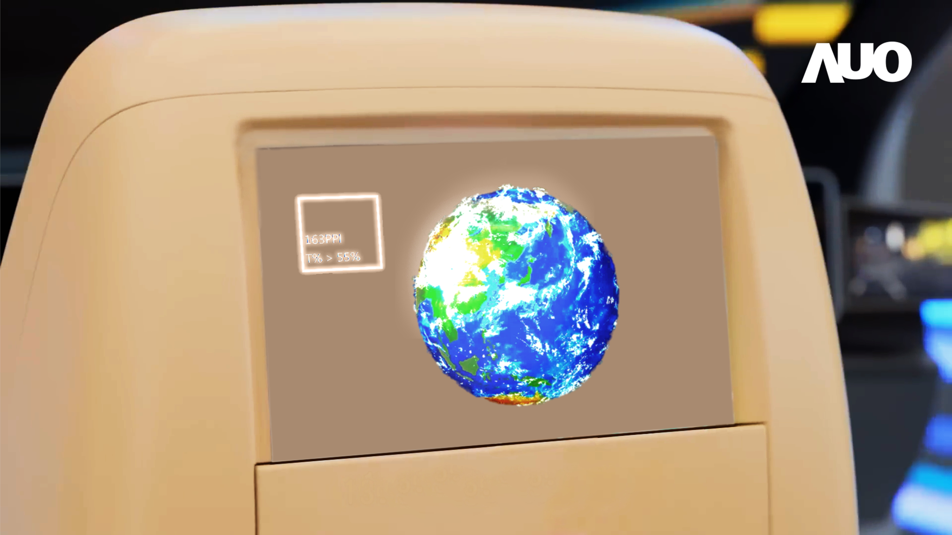 友達突破設計與製程挑戰，推出全球最高解析度163ppi的13.5吋透明Micro LED面板，並積極布局智慧車市場，以期拓展透明顯示應用的可能性