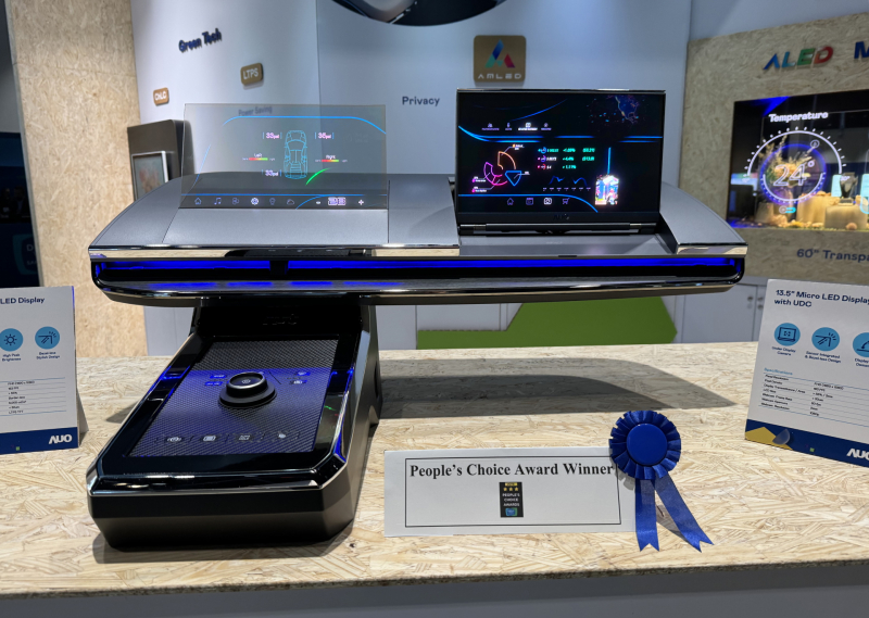 友達車用Micro LED Display HMI解決方案獲「最佳車用顯示獎」，以使用者為中心開發，針對前座駕駛與乘客設計兼具娛樂與安全的高畫質螢幕，包含車艙前座的Micro LED透明螢幕及全球首款內建鏡頭的智慧Micro LED顯示器