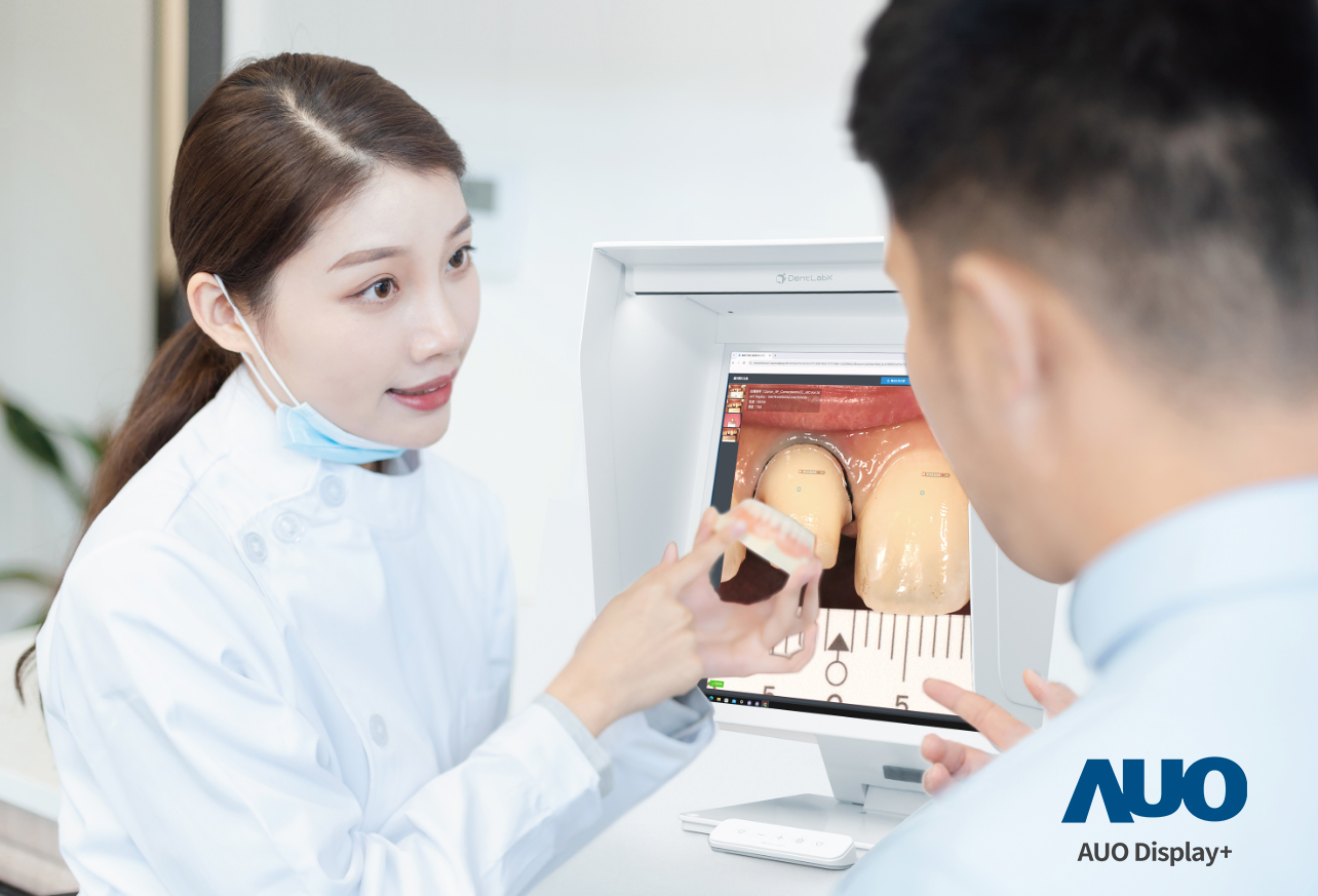 達擎積極投入牙科領域，瞄準牙技所數位轉型趨勢，與成軍滿周年的子公司原色口腔數位，展現智慧牙技整合方案的落地成果，加速推動牙科與假牙製作流程數位化