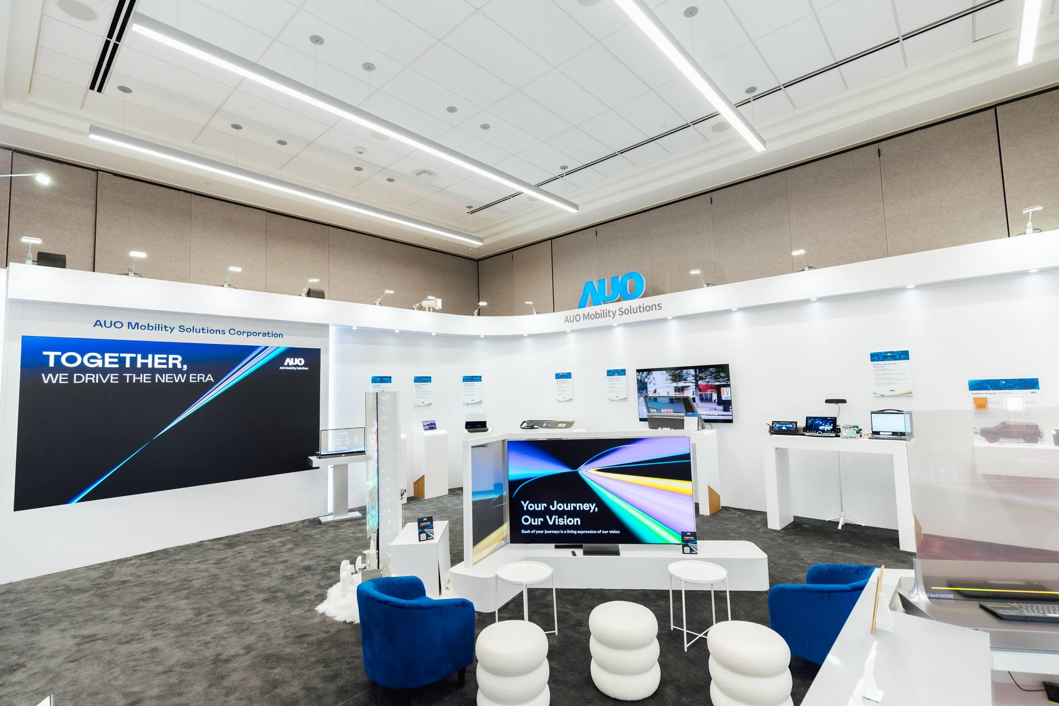 好体育官方app下载智慧行动在AI与软件定义汽车的演进下，重新定义显示人机互动，致力与产业客户合作共创，打造具差异化、功能扩展弹性的未来座舱体验。